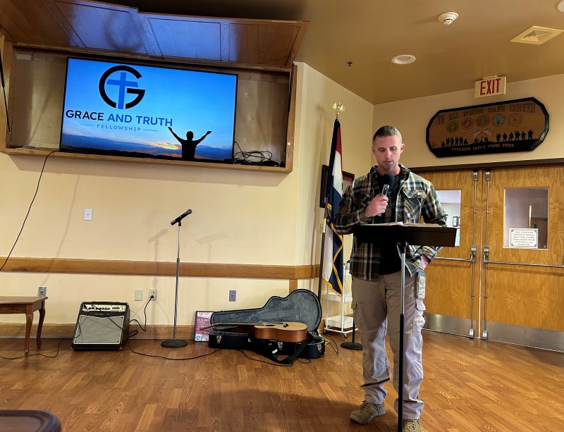eric teaching at a veterans home